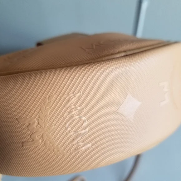 MCM crossbody bag. - Picture 11 of 14